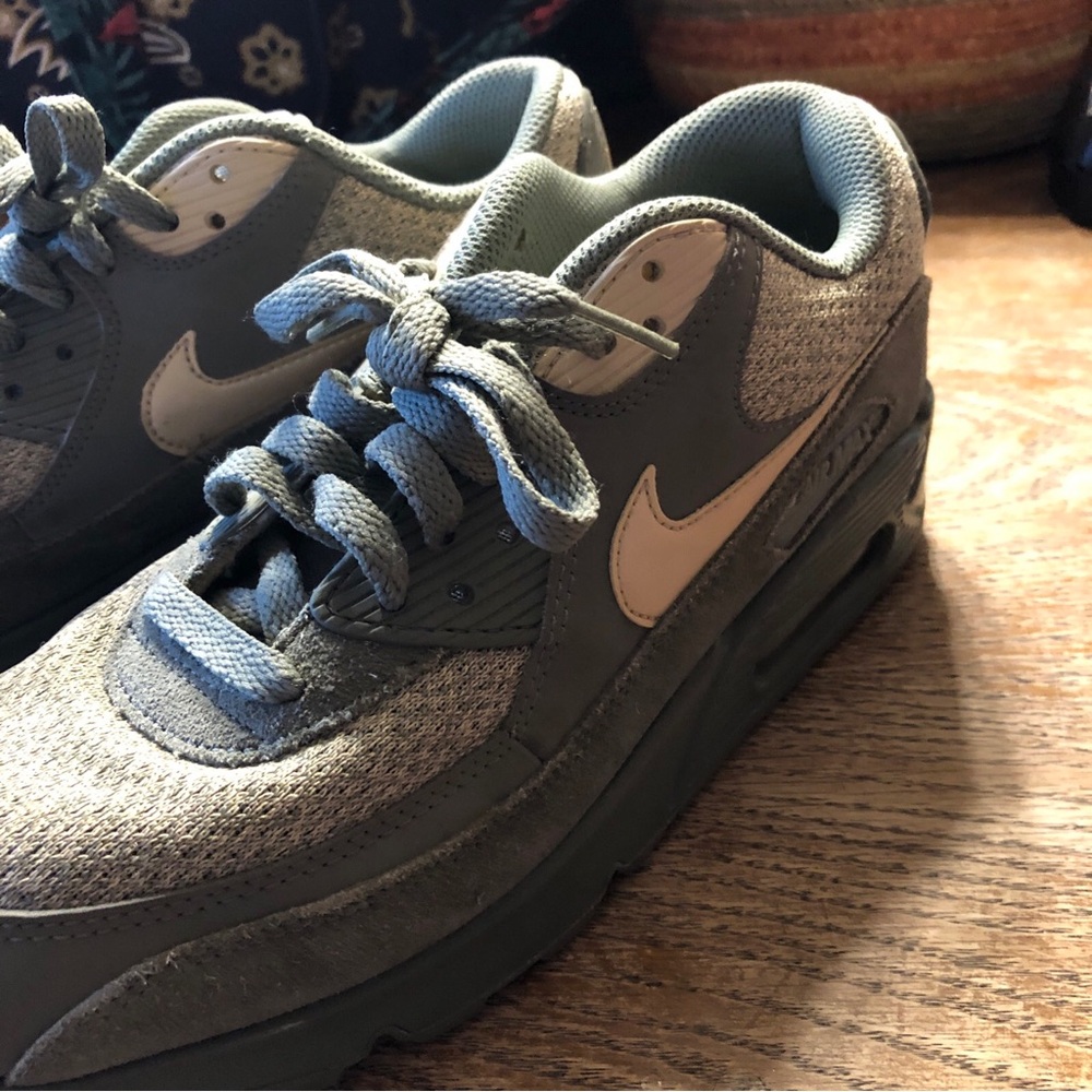 Nike Grey Suede and Light Beige Swoosh Air Max Sneakers